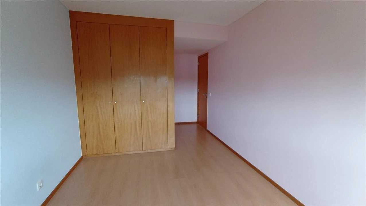 Apartamento T3 para Venda em Moreira Foto 9