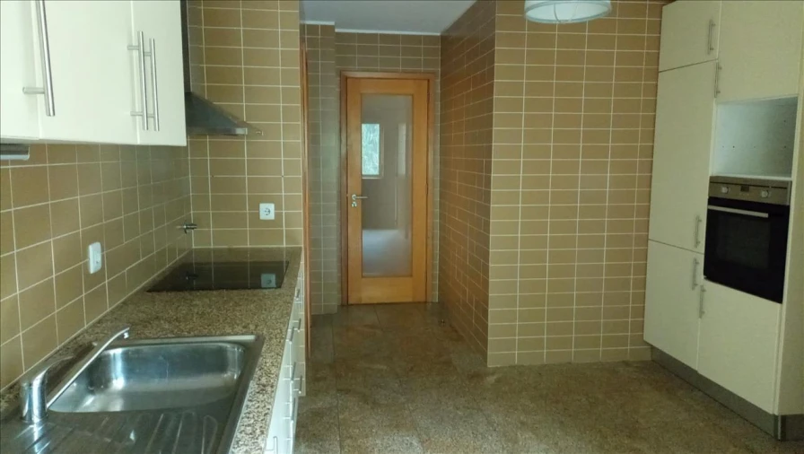 Apartamento T3 para Venda em Moreira Foto 6