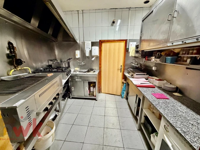 Negócio para Arrendamento em Mafamude e Vilar do Paraíso Foto 8