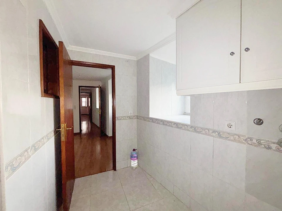 Apartamento T2 para Venda em Santa Maria Maior Foto 10