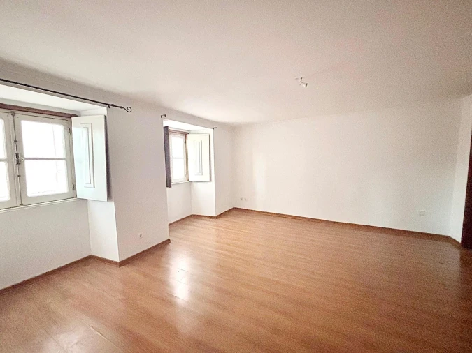 Apartamento T2 para Venda em Santa Maria Maior