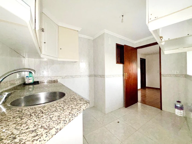 Apartamento T2 para Venda em Santa Maria Maior Foto 14