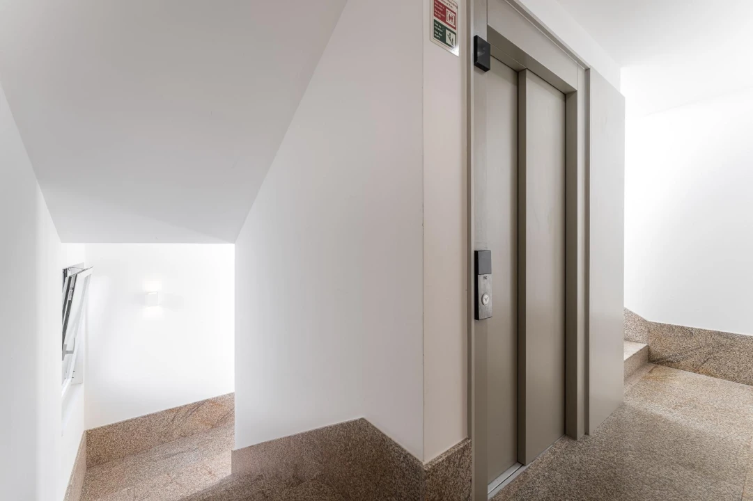 Apartamento T1 para Venda em Cedofeita, Santo Ildefonso, Sé, Miragaia, São Nicolau e Vitória Foto 17