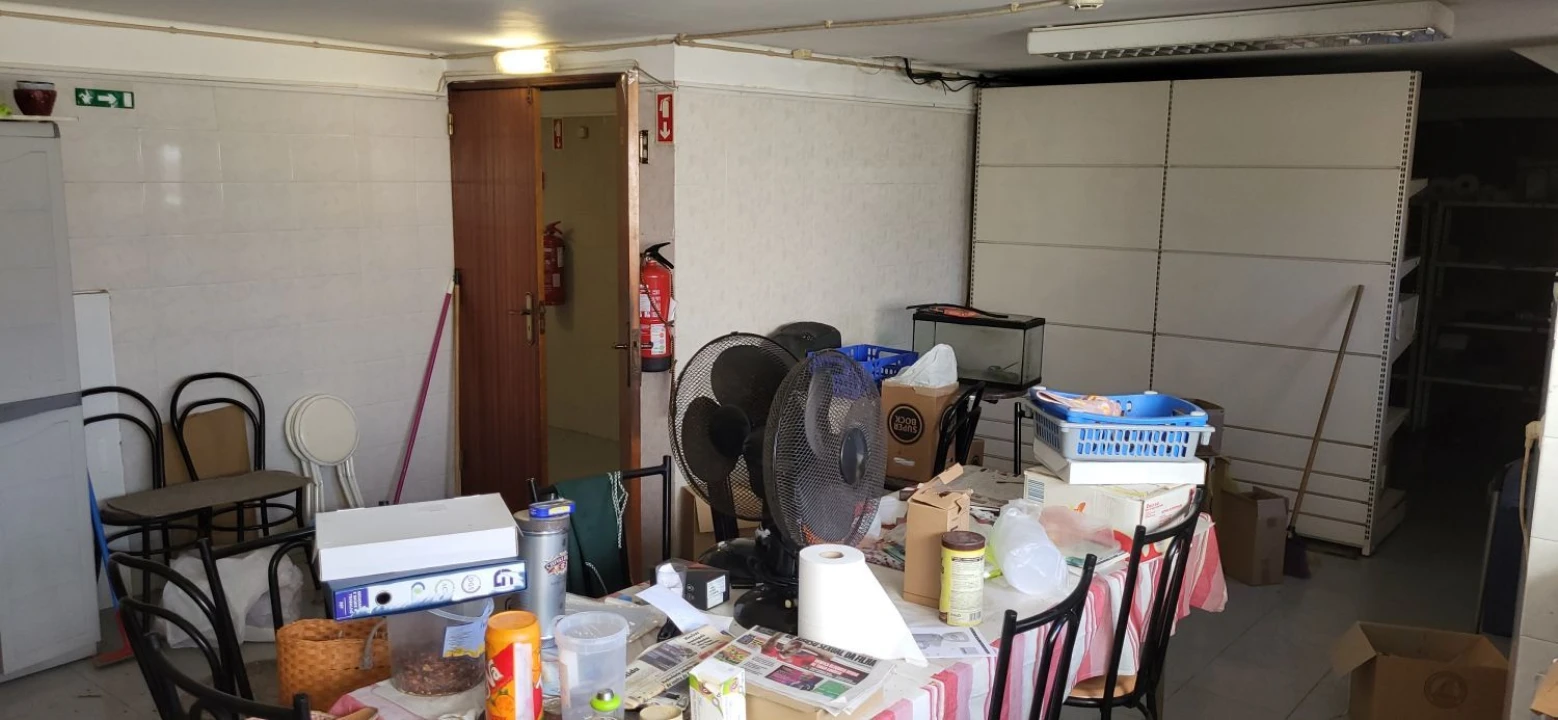 Negócio para Venda em Cacém e São Marcos Foto 13