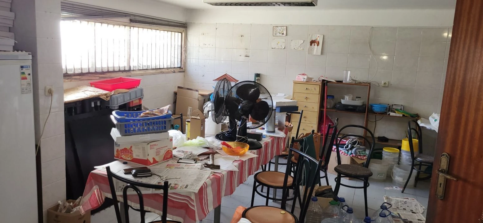 Negócio para Venda em Cacém e São Marcos Foto 14