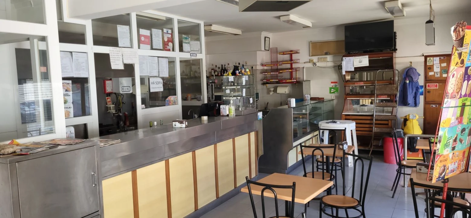 Negócio para Venda em Cacém e São Marcos Foto 2