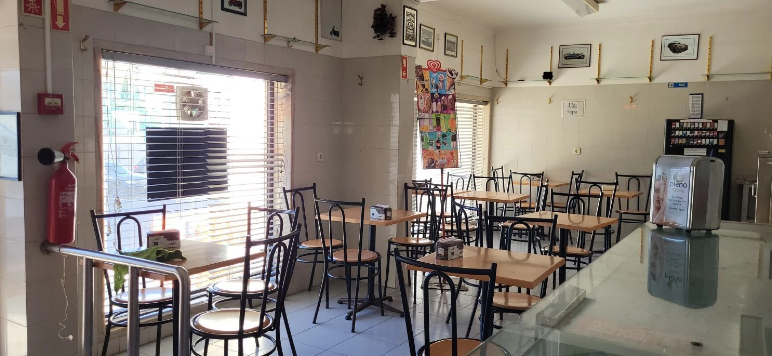 Negócio para Venda em Cacém e São Marcos Foto 4