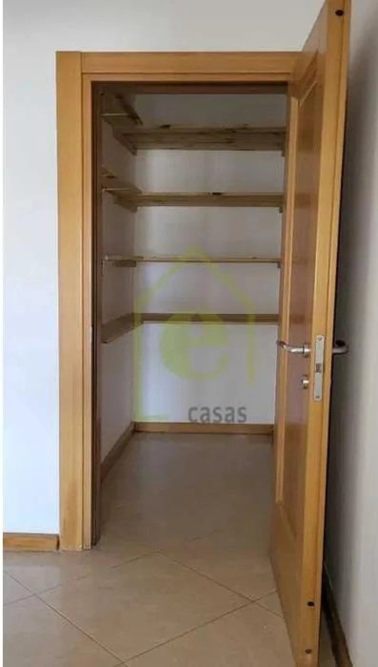 Apartamento T3 para Venda em Santo António dos Cavaleiros e Frielas Foto 11