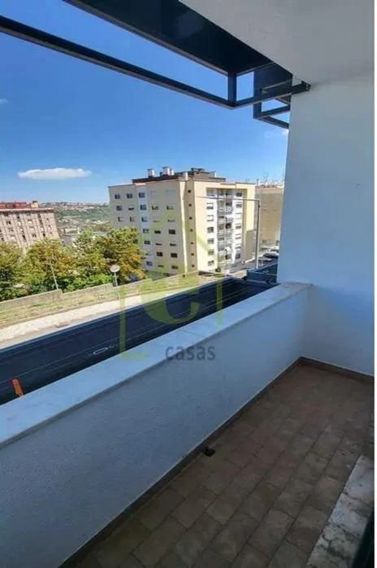 Apartamento T3 para Venda em Santo António dos Cavaleiros e Frielas Foto 3