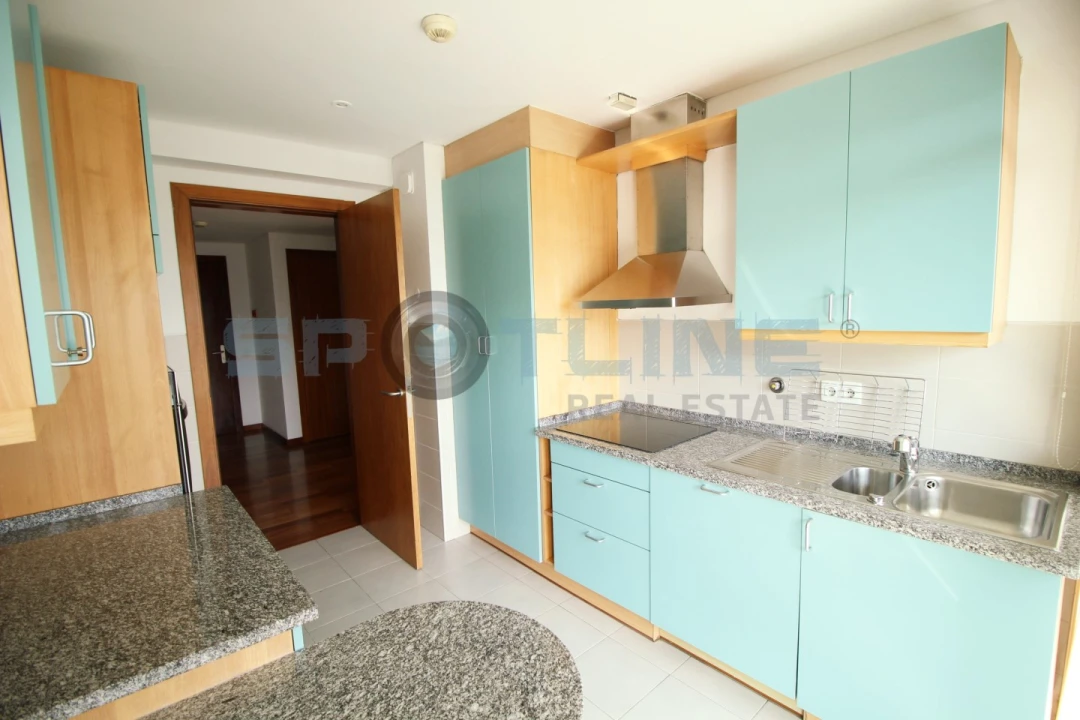 Apartamento T1 para Arrendamento em Parque das Nações Foto 16