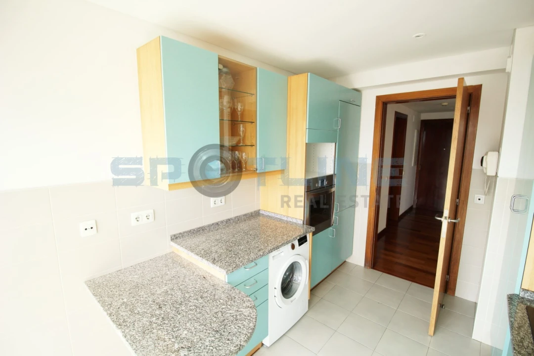 Apartamento T1 para Arrendamento em Parque das Nações Foto 17