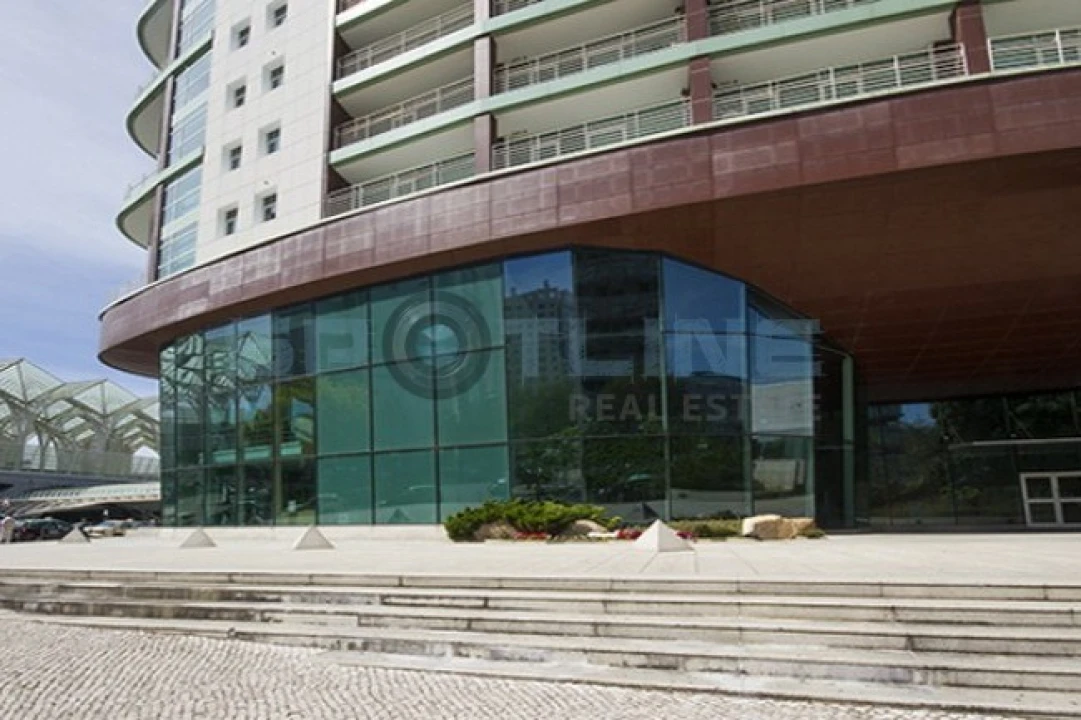 Apartamento T1 para Arrendamento em Parque das Nações Foto 27