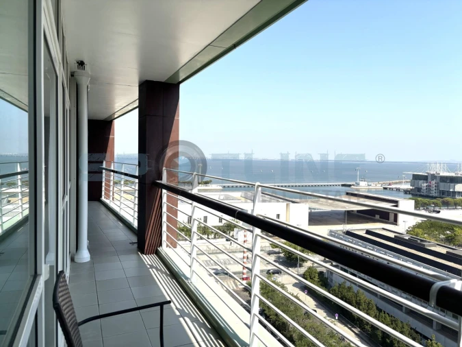 Apartamento T1 para Arrendamento em Parque das Nações Foto 5