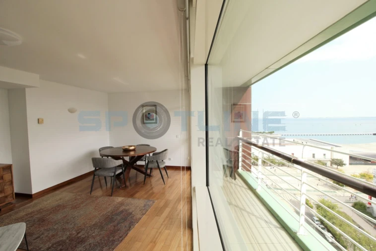 Apartamento T1 para Arrendamento em Parque das Nações Foto 10