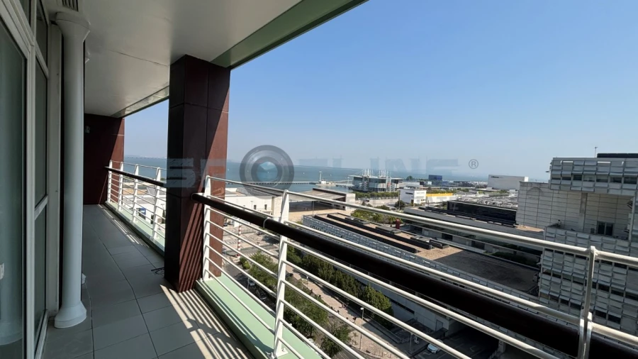 Apartamento T1 para Arrendamento em Parque das Nações Foto 14