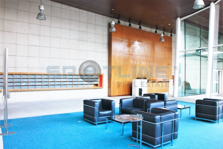 Apartamento T1 para Arrendamento em Parque das Nações Foto 26