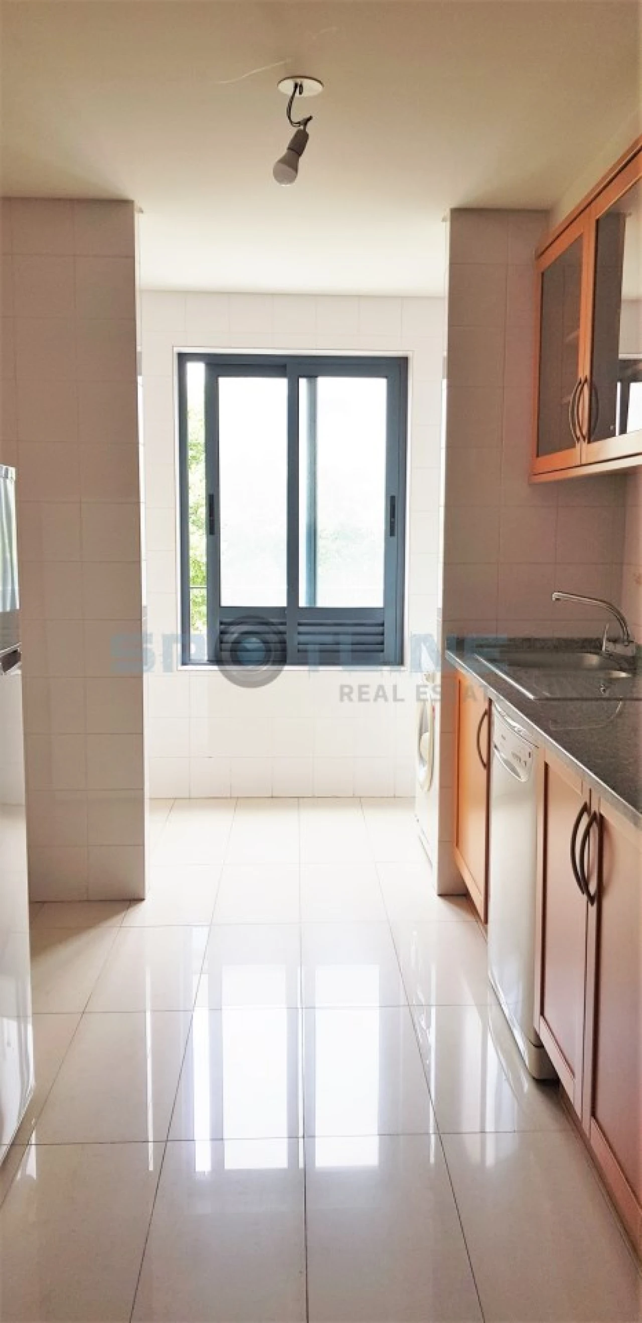 Apartamento T1 para Arrendamento em Parque das Nações Foto 12