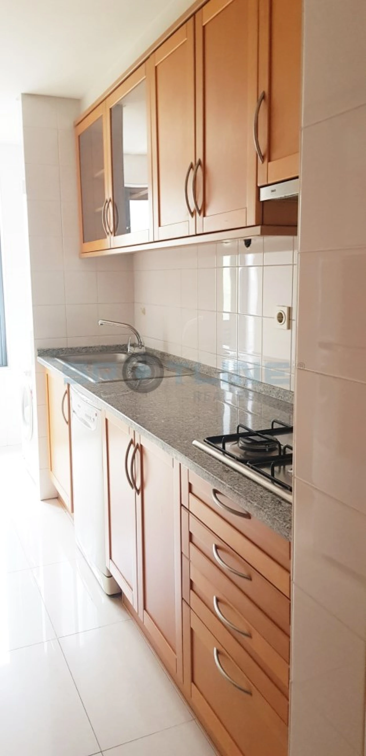 Apartamento T1 para Arrendamento em Parque das Nações Foto 13