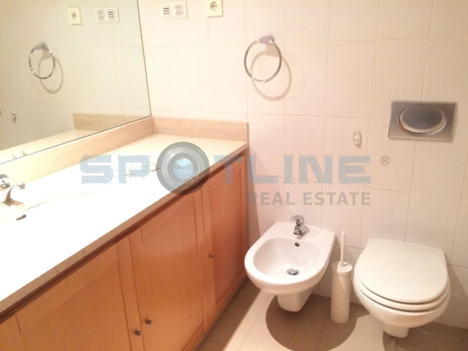 Apartamento T1 para Arrendamento em Parque das Nações Foto 19