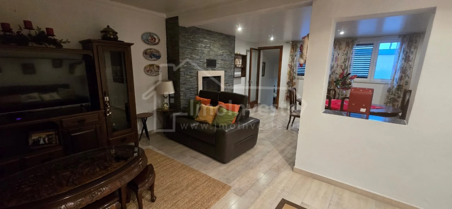 Moradia T5 para Venda em Alcains Foto 1