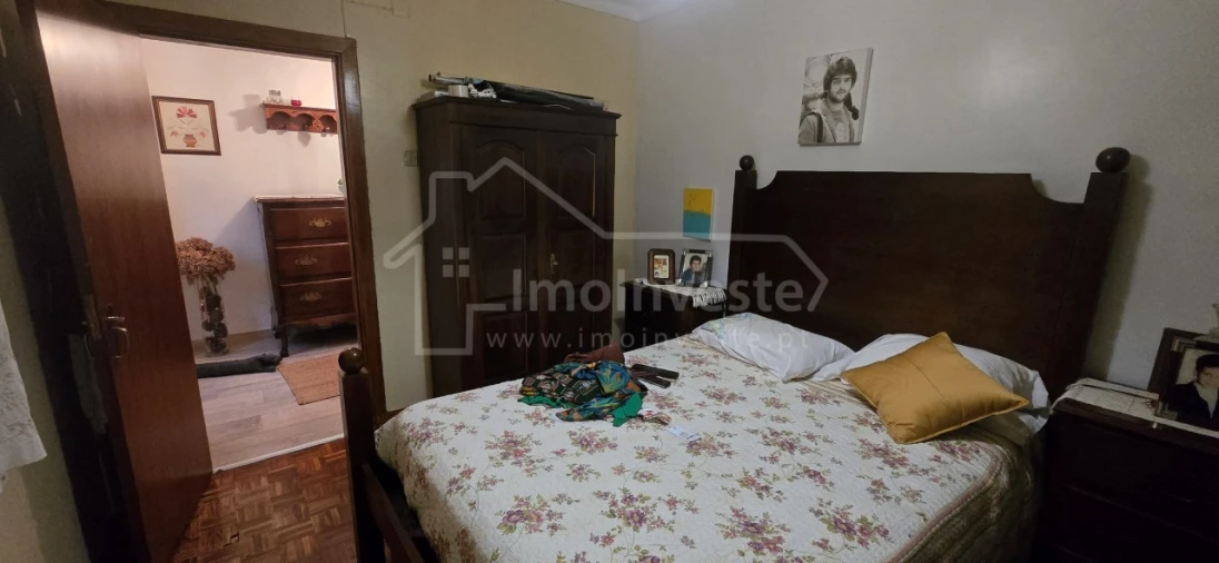 Moradia T5 para Venda em Alcains Foto 11