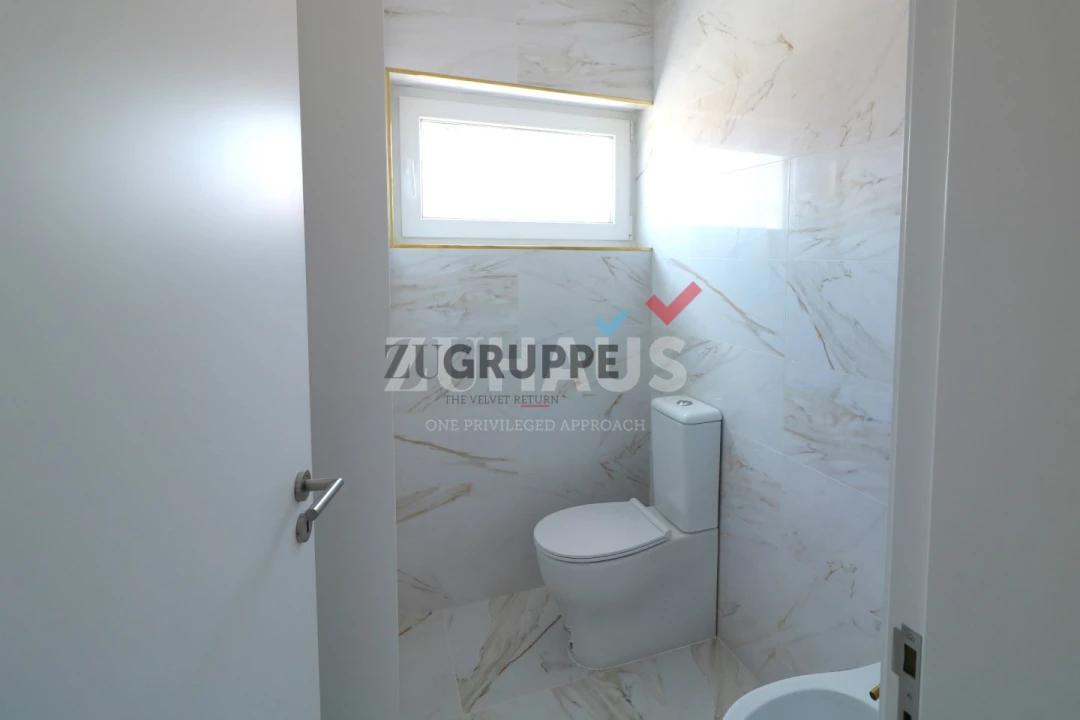 Moradia T4 para Venda em Santa Joana Foto 32