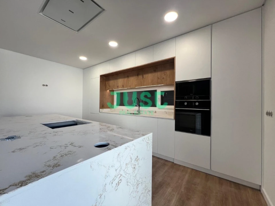 Moradia T3 para Venda em Fernao Ferro Foto 7