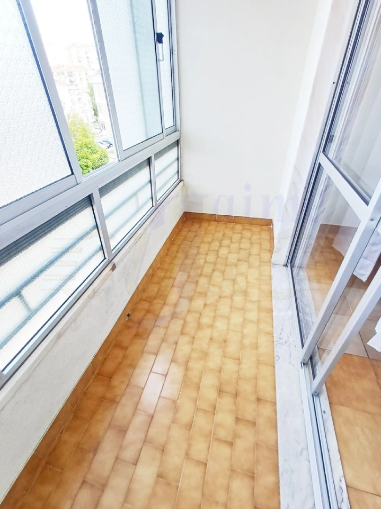 Apartamento T2 para Venda em Agualva e Mira-Sintra Foto 3