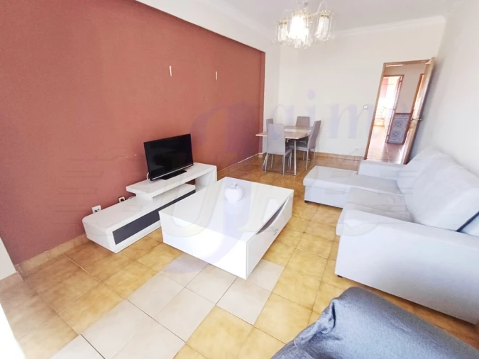 Apartamento T2 para Venda em Agualva e Mira-Sintra Foto 4