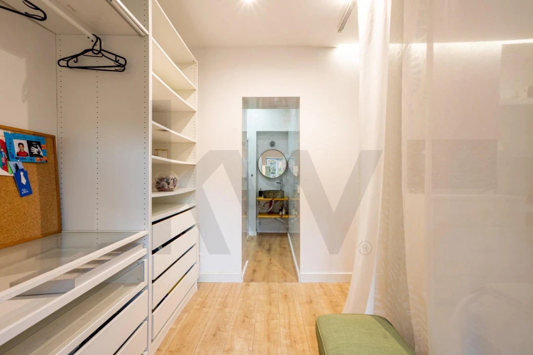 Moradia T7 para Venda em Rio de Mouro Foto 28