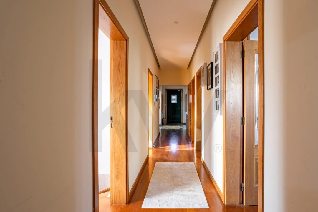 Moradia T7 para Venda em Rio de Mouro Foto 13