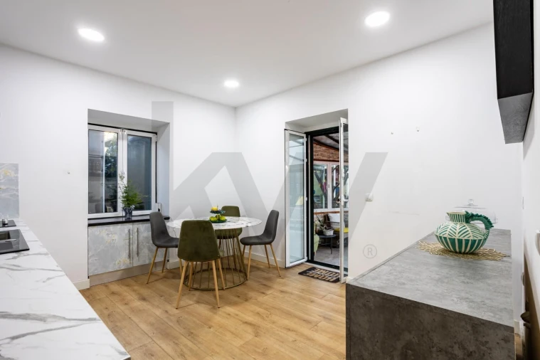 Moradia T7 para Venda em Rio de Mouro Foto 40