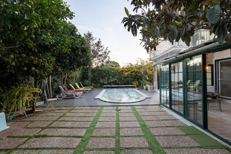 Moradia T7 para Venda em Rio de Mouro Foto 43