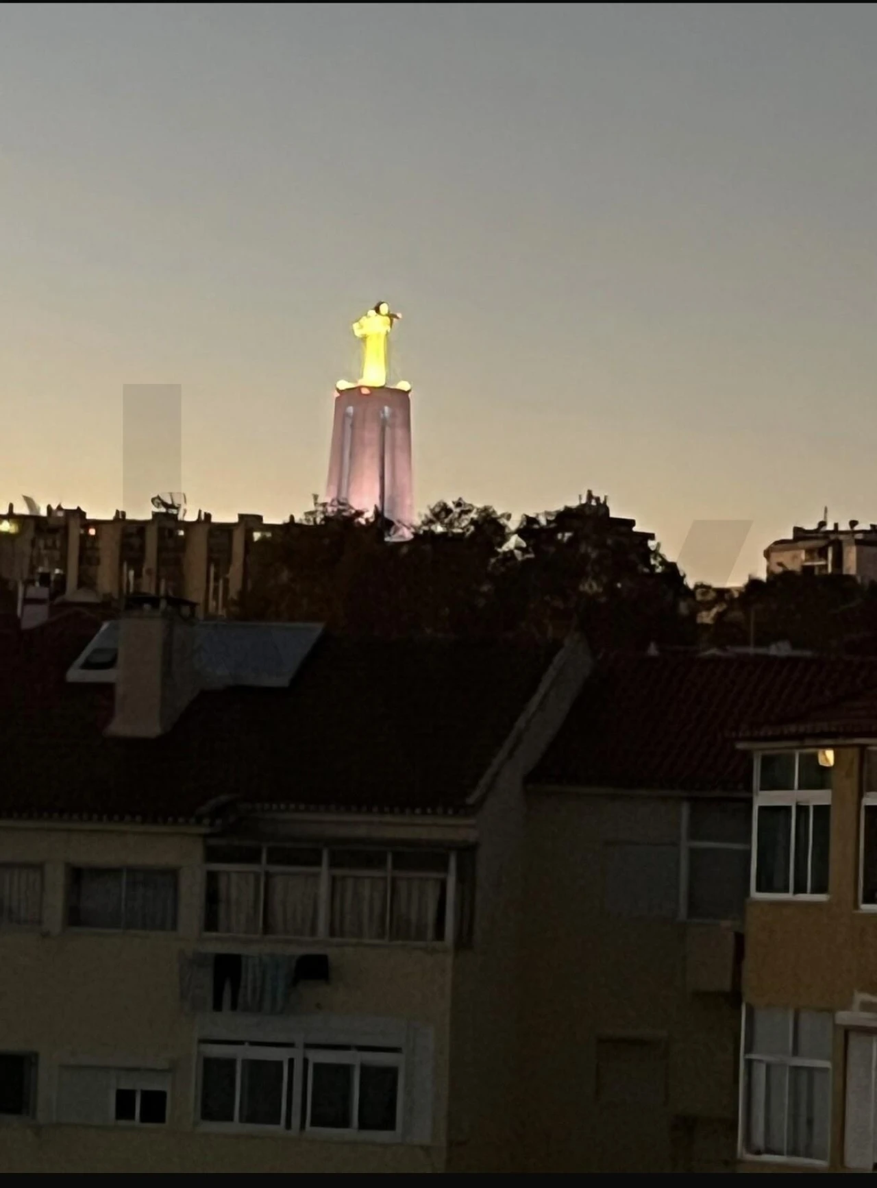 Apartamento T2 para Arrendamento em Almada, Cova da Piedade, Pragal e Cacilhas Foto 1