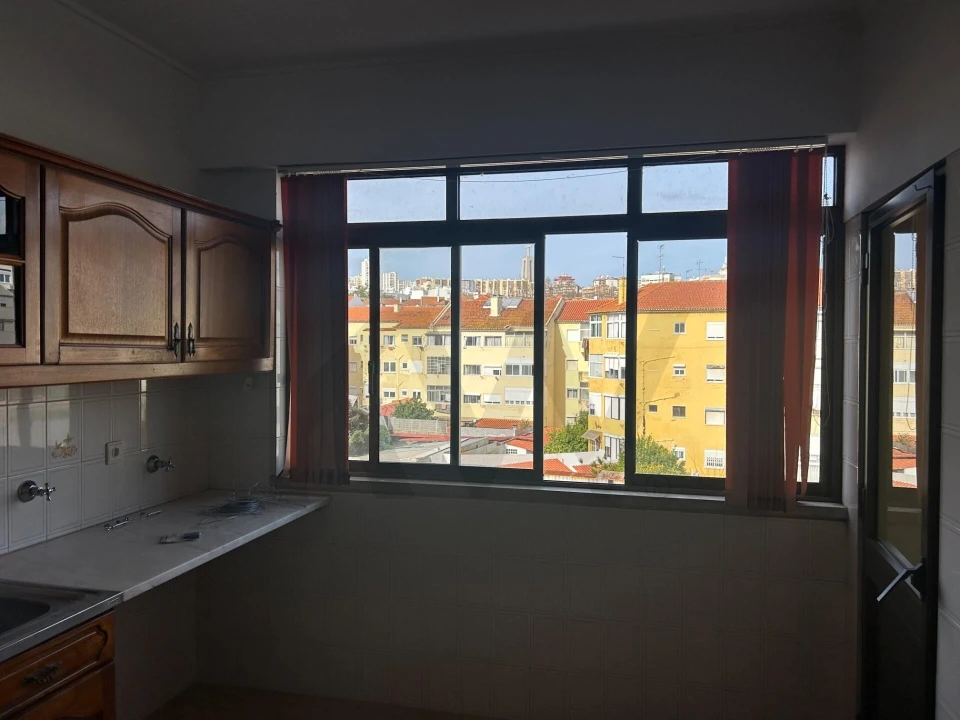 Apartamento T2 para Arrendamento em Almada, Cova da Piedade, Pragal e Cacilhas Foto 19