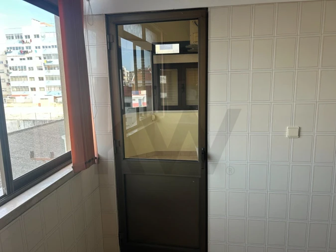 Apartamento T2 para Arrendamento em Almada, Cova da Piedade, Pragal e Cacilhas Foto 20
