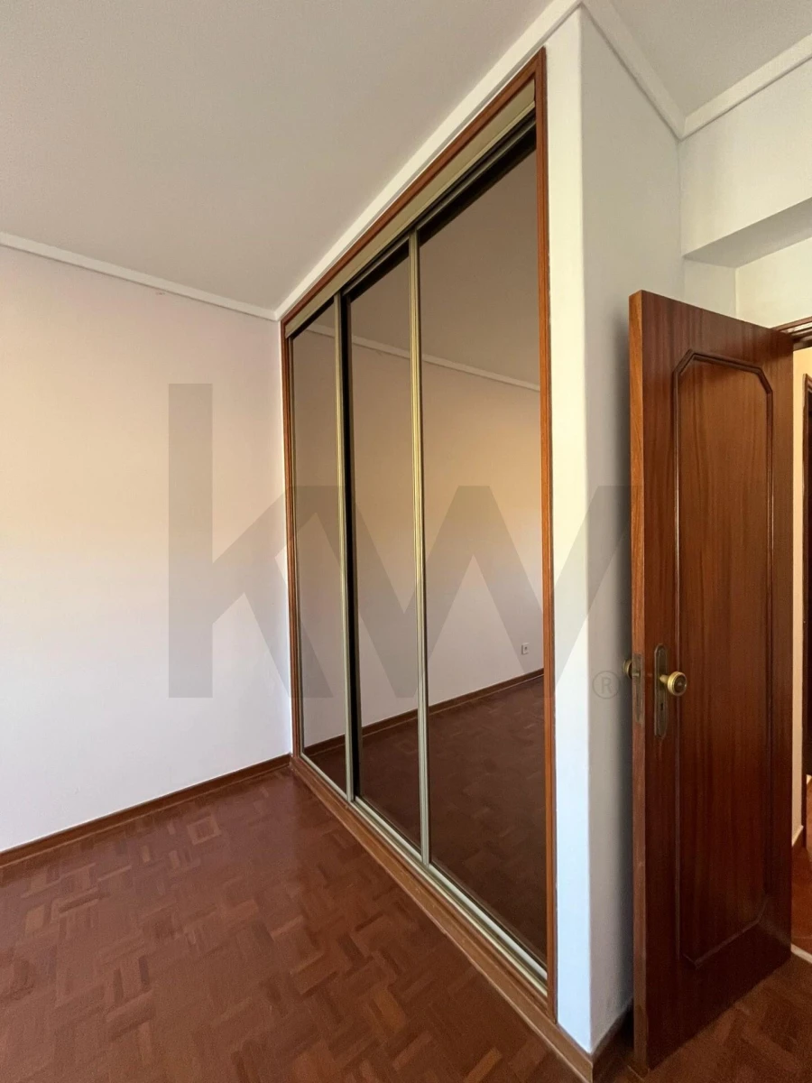 Apartamento T2 para Arrendamento em Almada, Cova da Piedade, Pragal e Cacilhas Foto 7