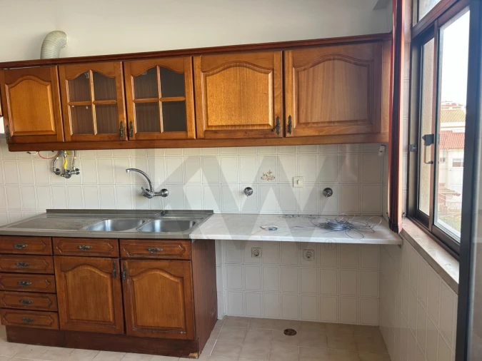 Apartamento T2 para Arrendamento em Almada, Cova da Piedade, Pragal e Cacilhas Foto 17