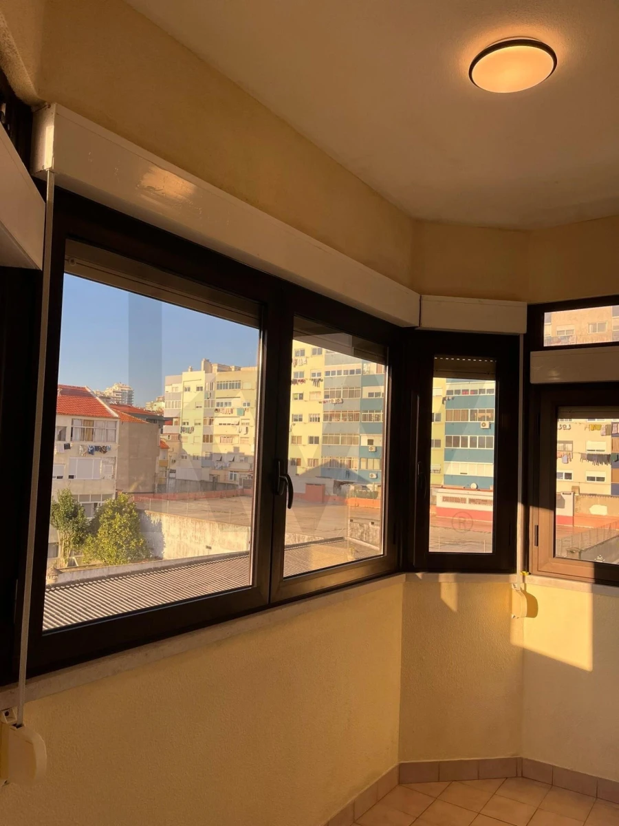 Apartamento T2 para Arrendamento em Almada, Cova da Piedade, Pragal e Cacilhas Foto 14