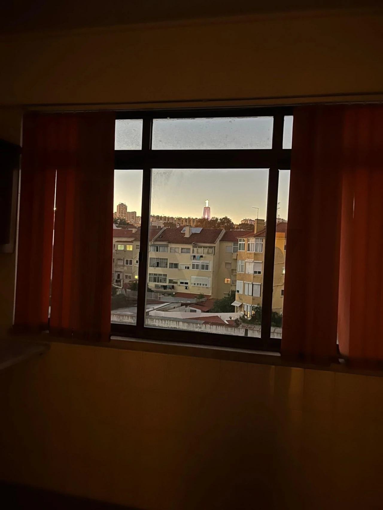 Apartamento T2 para Arrendamento em Almada, Cova da Piedade, Pragal e Cacilhas Foto 8