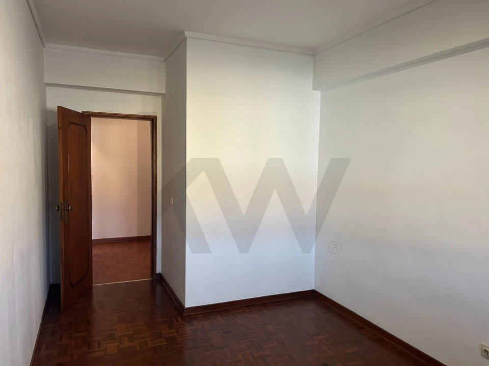 Apartamento T2 para Arrendamento em Almada, Cova da Piedade, Pragal e Cacilhas Foto 11