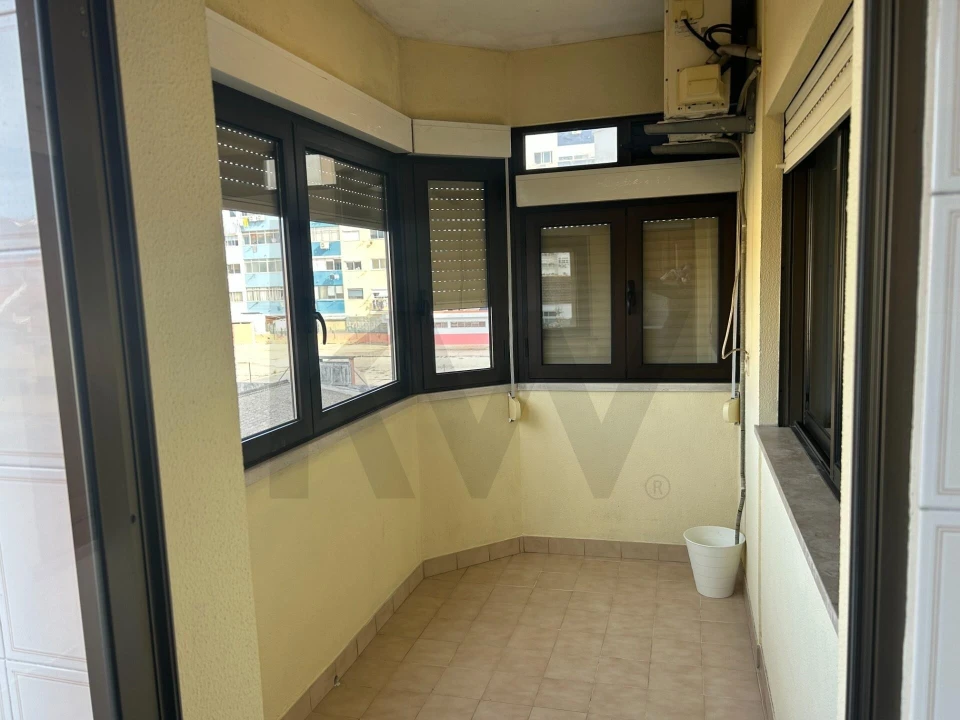 Apartamento T2 para Arrendamento em Almada, Cova da Piedade, Pragal e Cacilhas Foto 21