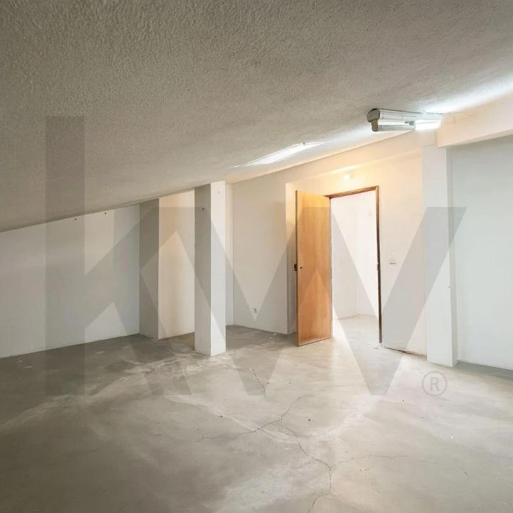 Apartamento T4 para Venda em Romeira e Várzea Foto 30