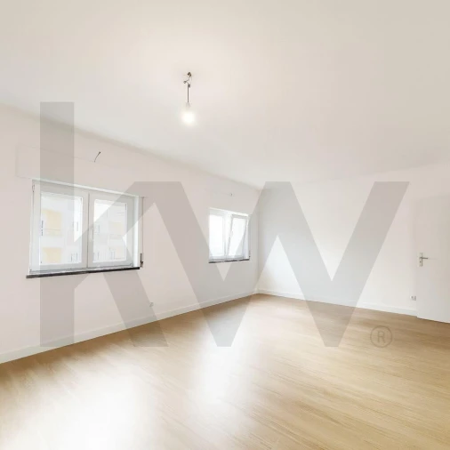 Apartamento T4 para Venda em Romeira e Várzea Foto 4