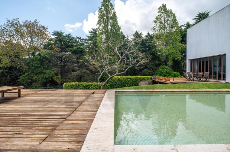 Moradia T5 para Venda em Agualva e Mira-Sintra Foto 3