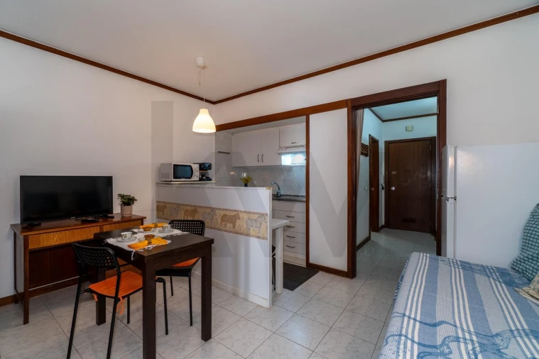 Apartamento para Venda em Quarteira Foto 17