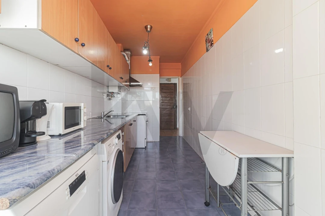 Apartamento T3 para Venda em Porto Salvo Foto 14