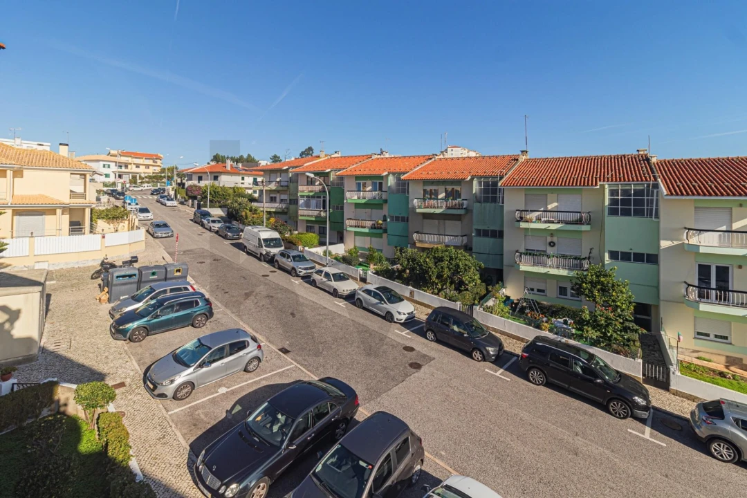 Apartamento T3 para Venda em Porto Salvo Foto 23