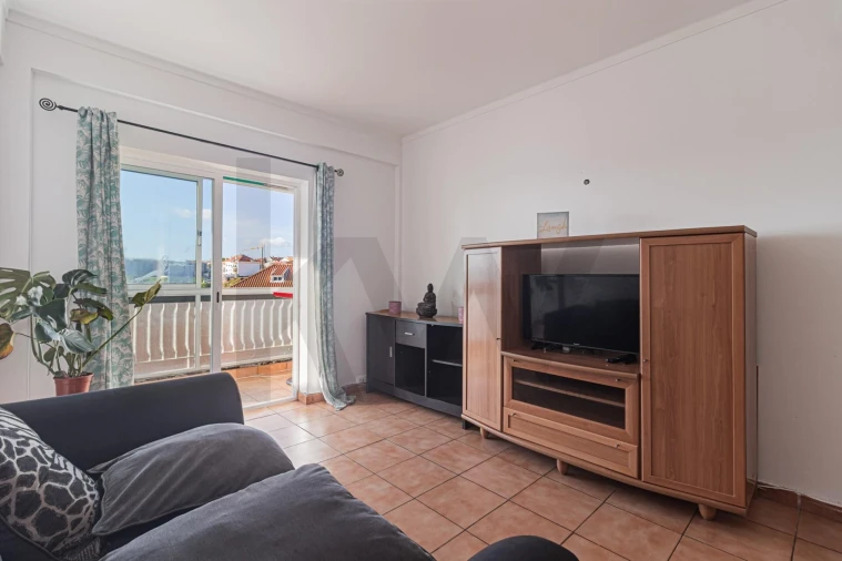 Apartamento T3 para Venda em Porto Salvo Foto 6