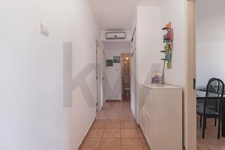 Apartamento T3 para Venda em Porto Salvo Foto 15